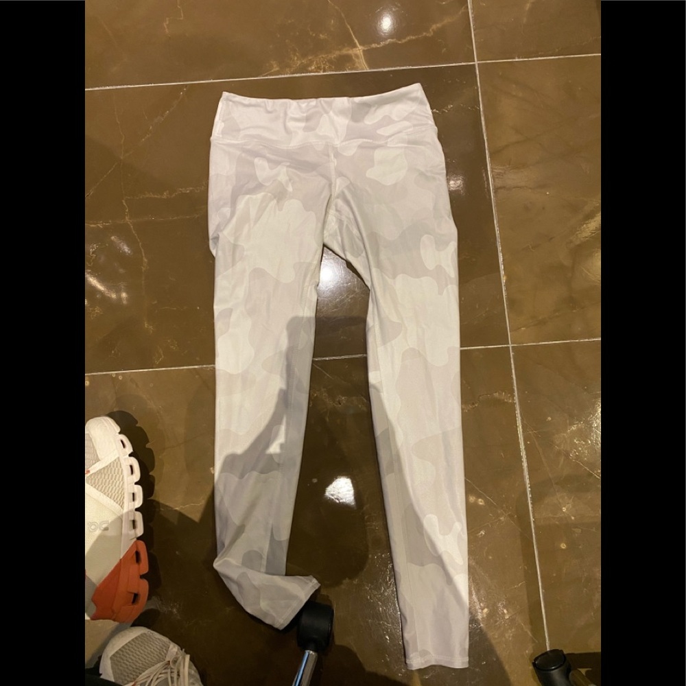 CAMO LEGGINGS